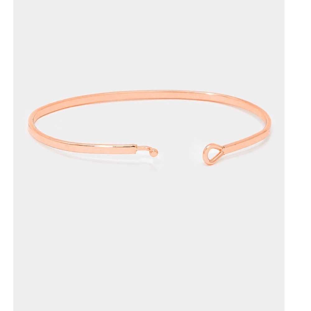 ❗️3 for $25❗️Dog mom delicate bangle bracelet - Picture 2 of 2